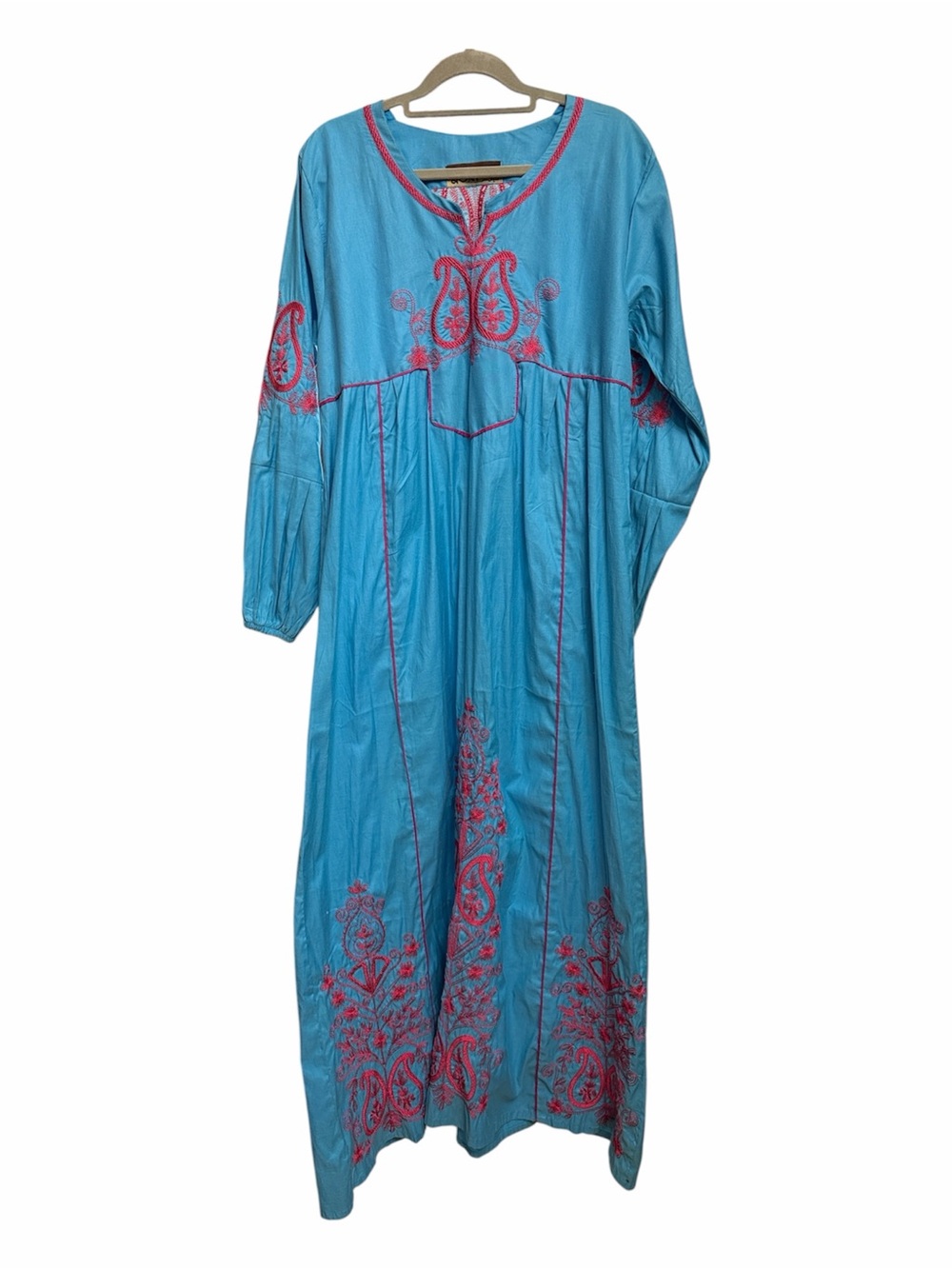 Authentic Egyptian Galabeya Abaya handcrafted by El Dokan boutique Cairo vintage